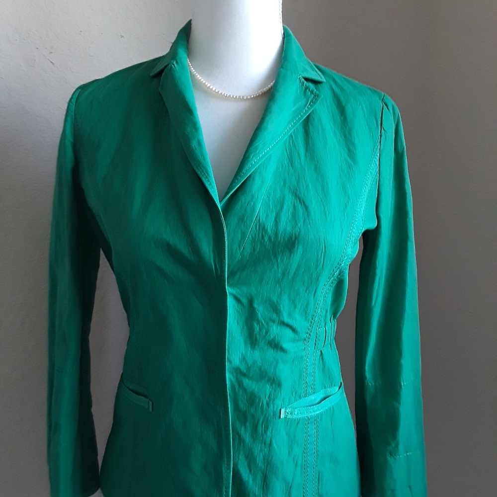 Elie Tahari green blazer size small